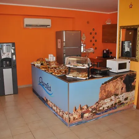 Panarea Nocleg ze śniadaniem 3*